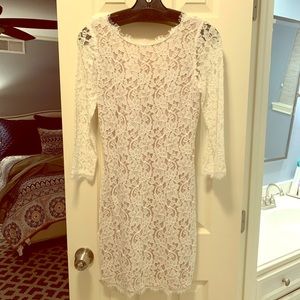 Diane Von Furstenberg zarita ivory lace 3/4 sleeve